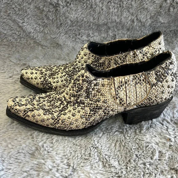 Lane booties - Picture 3 of 7